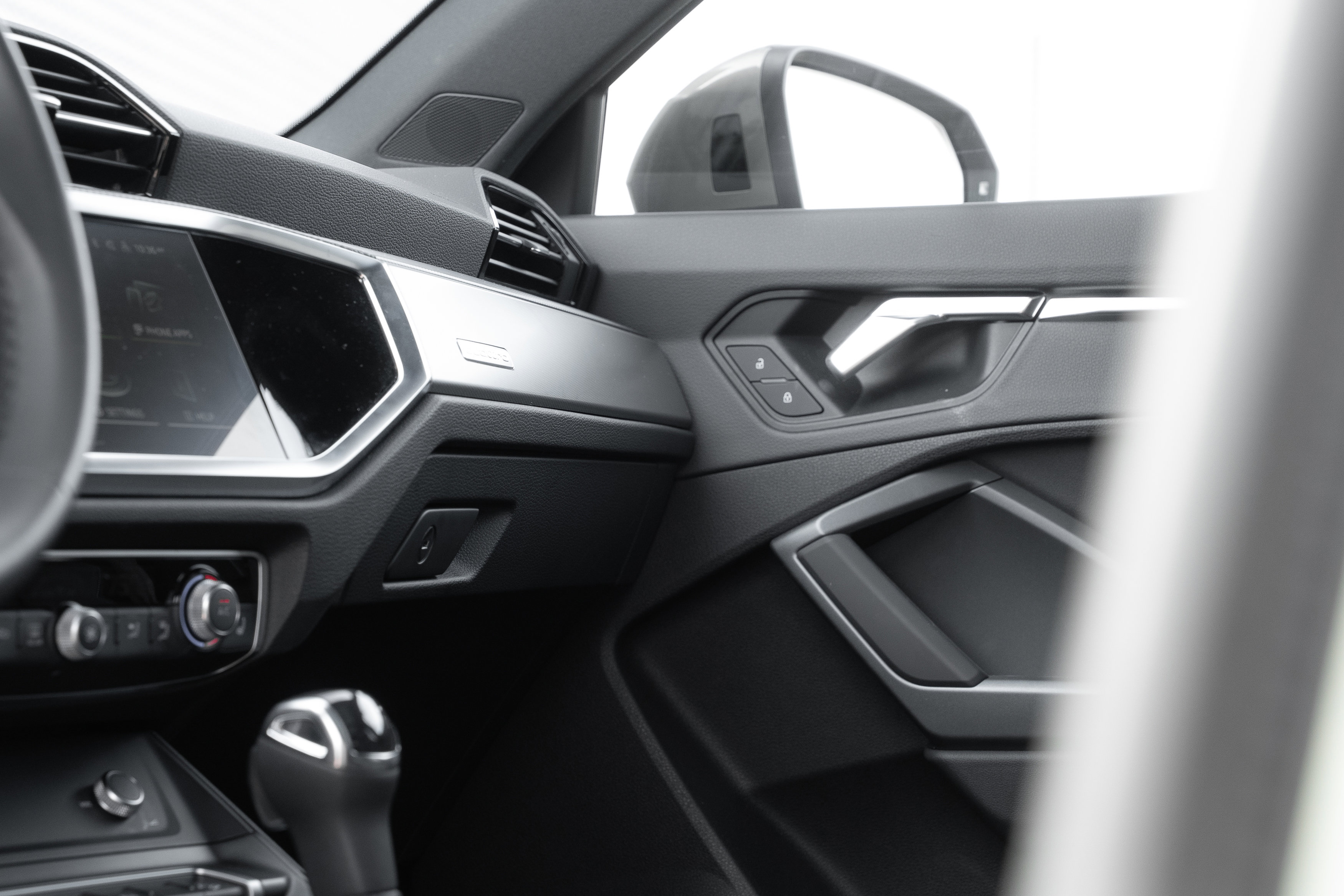 Certified 2025 Audi Q3 2.0T Premium w/ Convenience Package image 15