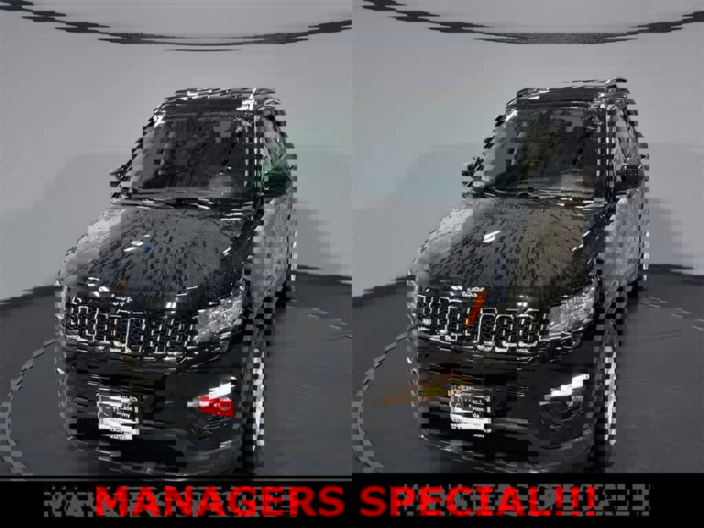 Used 2020 Jeep Compass Latitude w/ Popular Equipment Group image 1