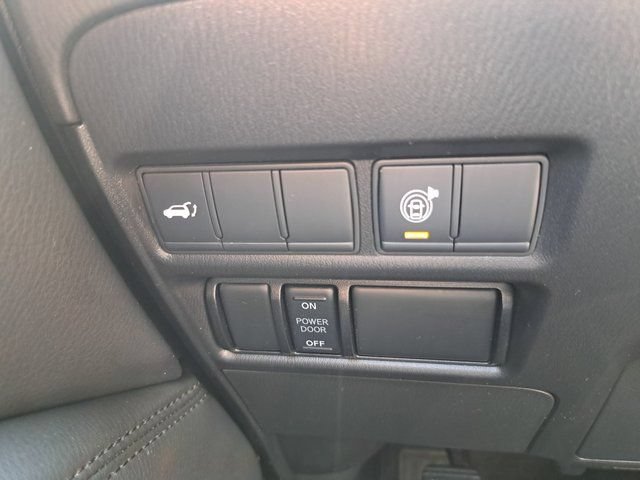 Used 2022 Nissan Armada SL w/ Captain's Chairs Package RWD image 28