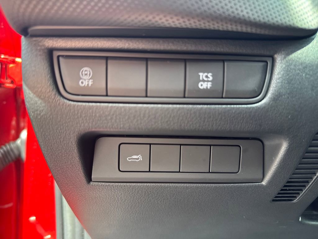 Used 2023 MAZDA CX-50 2.5 S w/ Cargo Package image 11