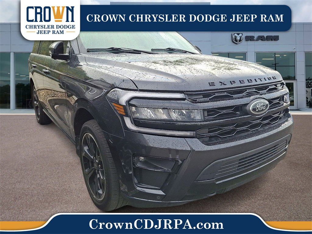 Used 2022 Ford Expedition Limited