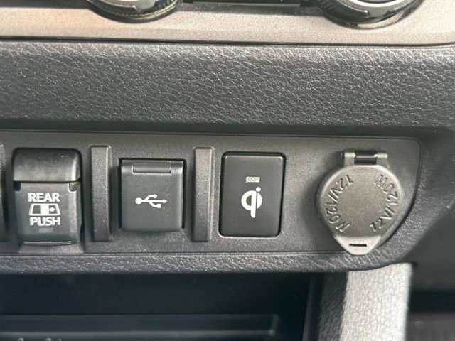 Used 2023 Toyota Tacoma TRD Off-Road image 28