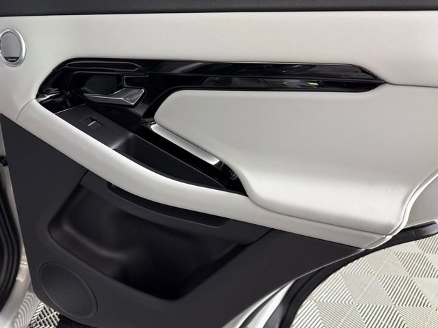 New 2026 Land Rover Range Rover Evoque S image 28