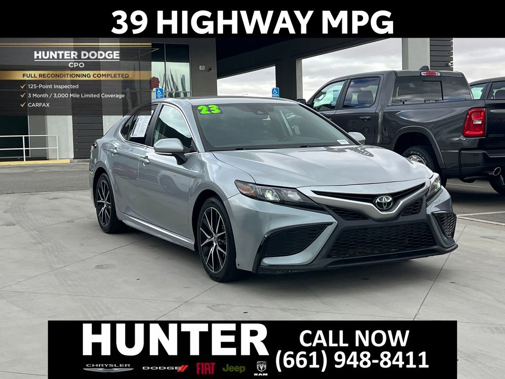 Used 2023 Toyota Camry SE FWD image 11