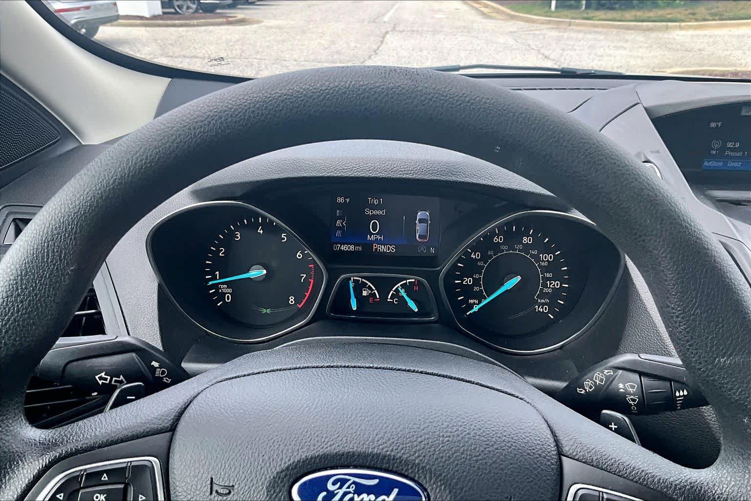Used 2017 Ford Escape SE AWD/4WD image 25