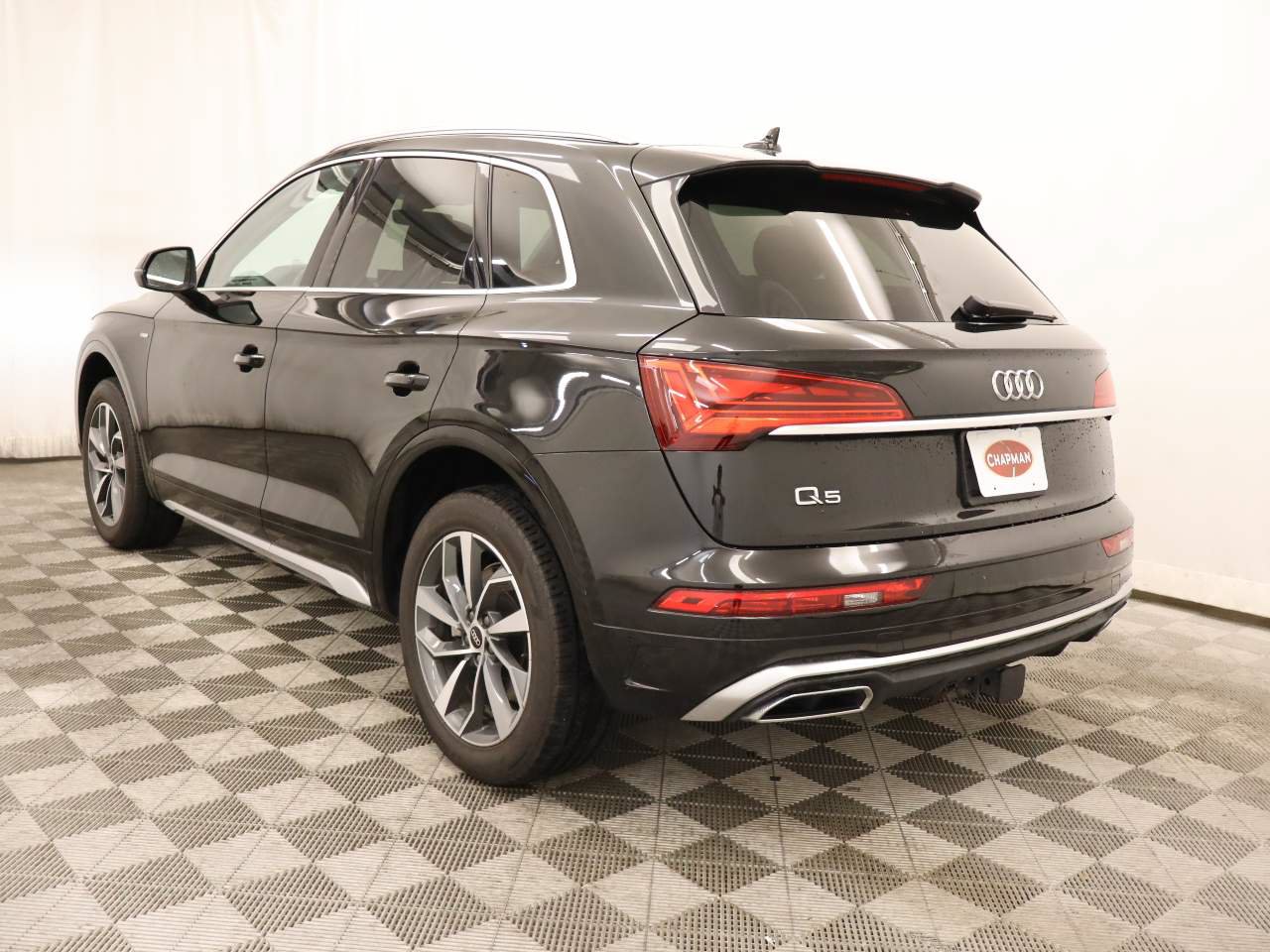 Used 2023 Audi Q5 2.0T Premium Plus w/ Premium Plus Package AWD/4WD image 3