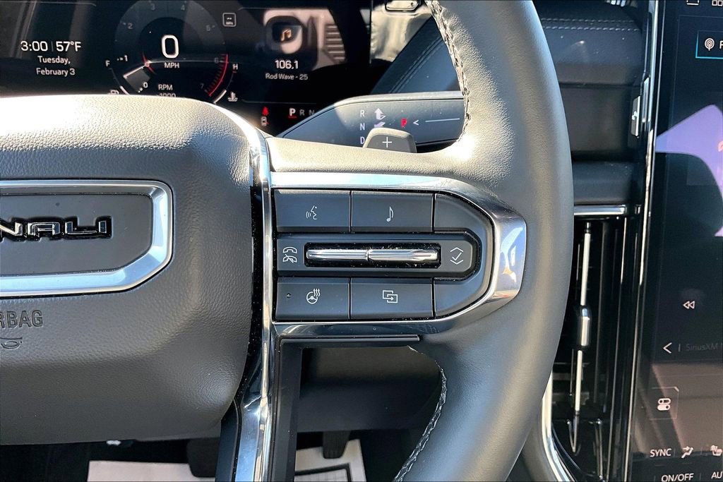 Used 2025 GMC Yukon Denali image 12