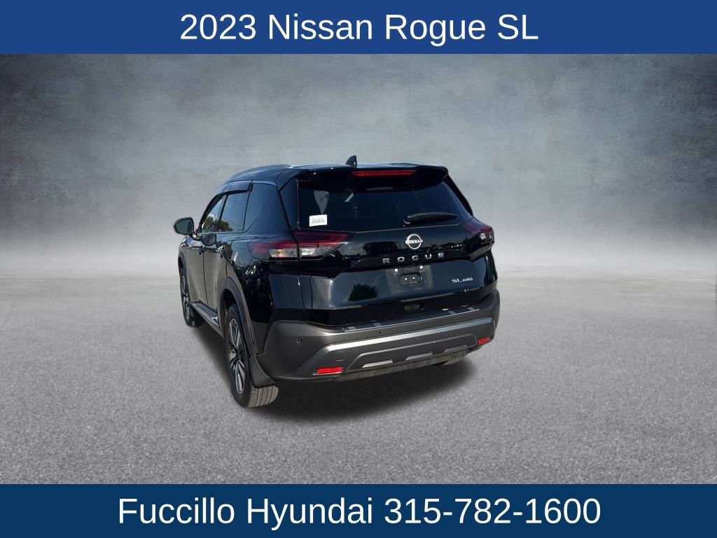 Used 2023 Nissan Rogue SL w/ SL Premium Package image 7