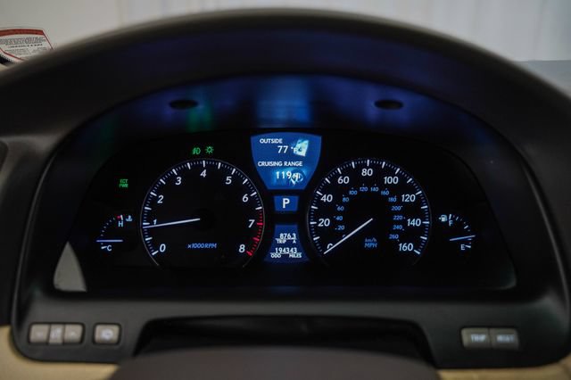 Used 2011 Lexus LS 460 AWD w/ Comfort Pkg image 8