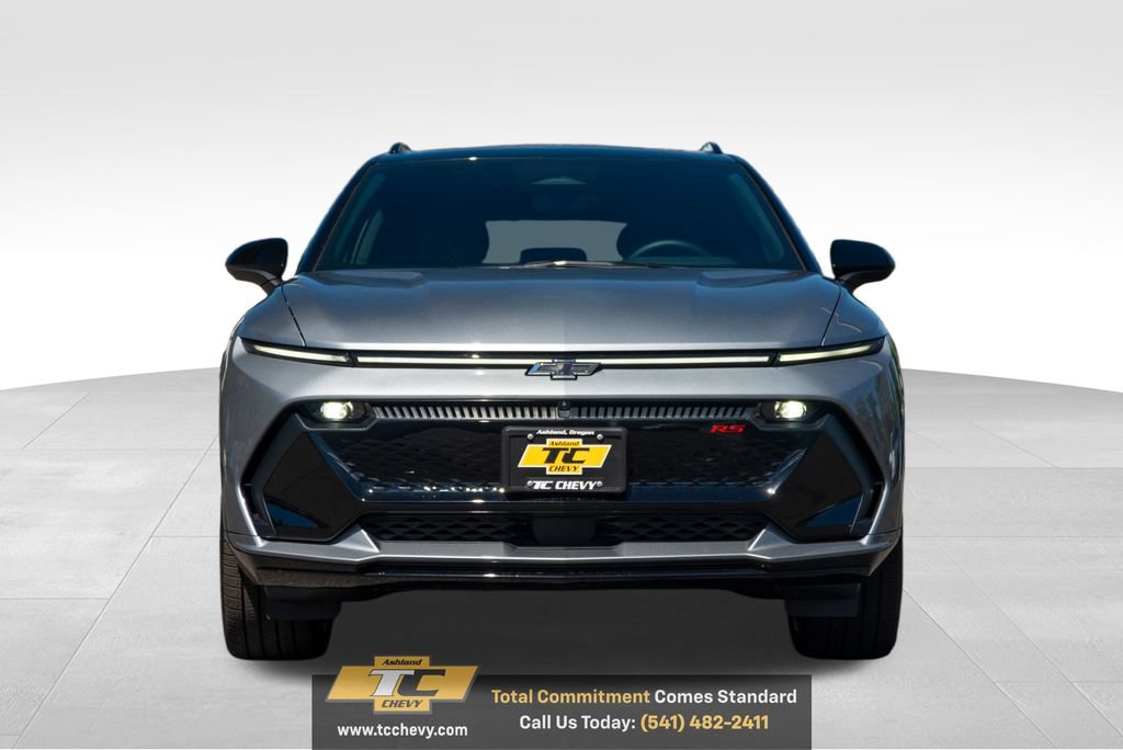 New 2026 Chevrolet Equinox EV RS w/ Convenience Package II AWD/4WD image 2