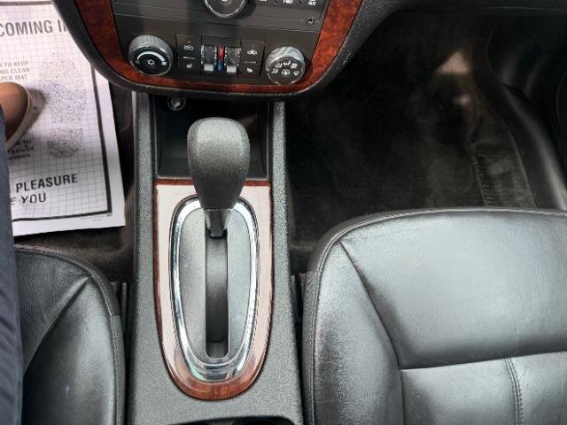 Used 2011 Chevrolet Impala LT w/ Luxury Edition Package image 24