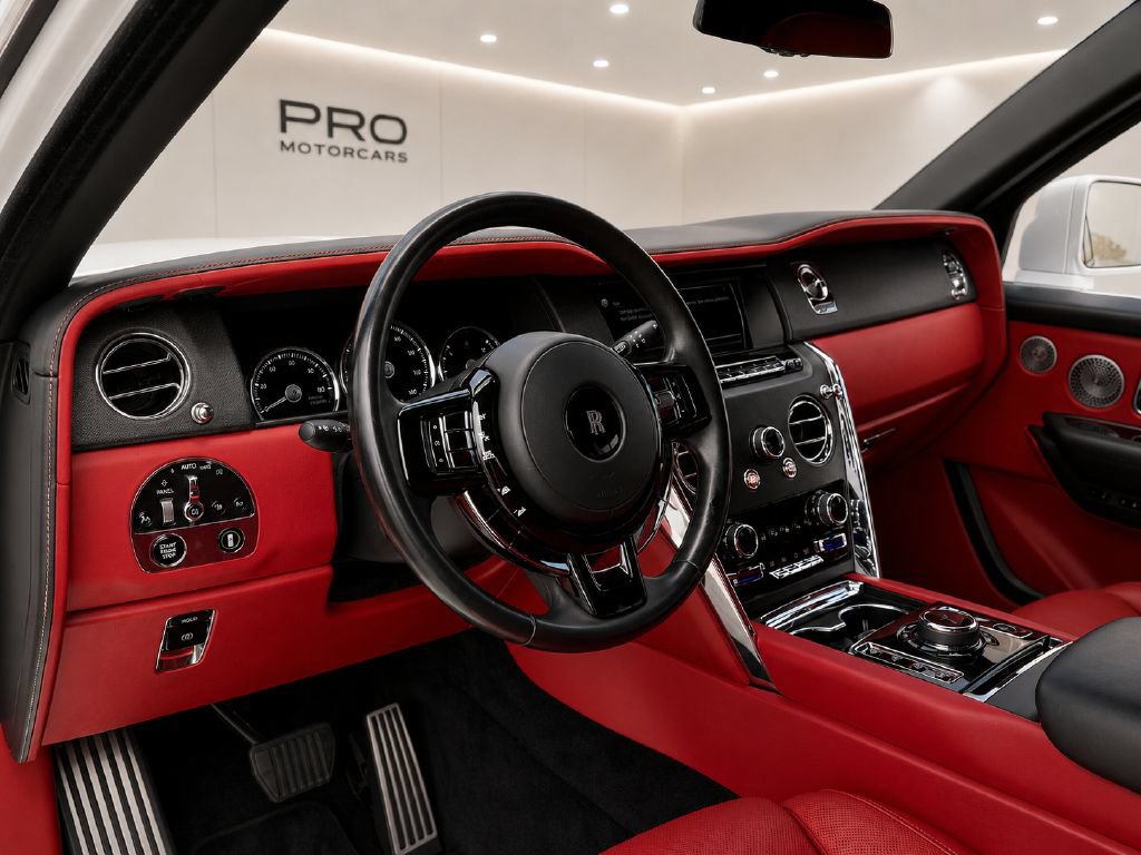 Used 2021 Rolls-Royce Cullinan AWD/4WD image 8