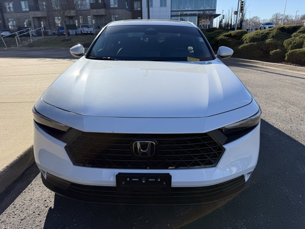 Used 2024 Honda Accord EX image 10