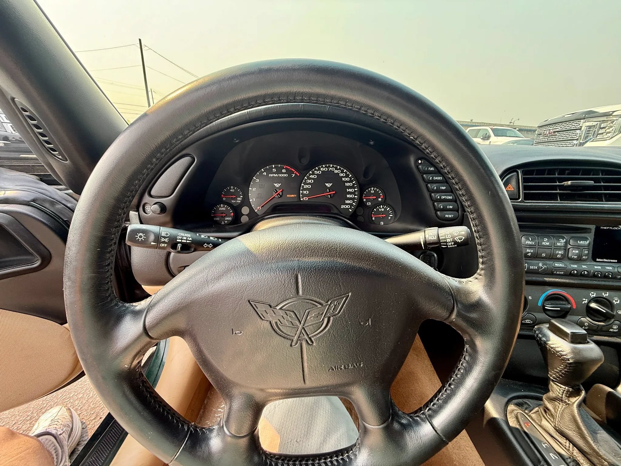 Used 2000 Chevrolet Corvette Coupe RWD image 10
