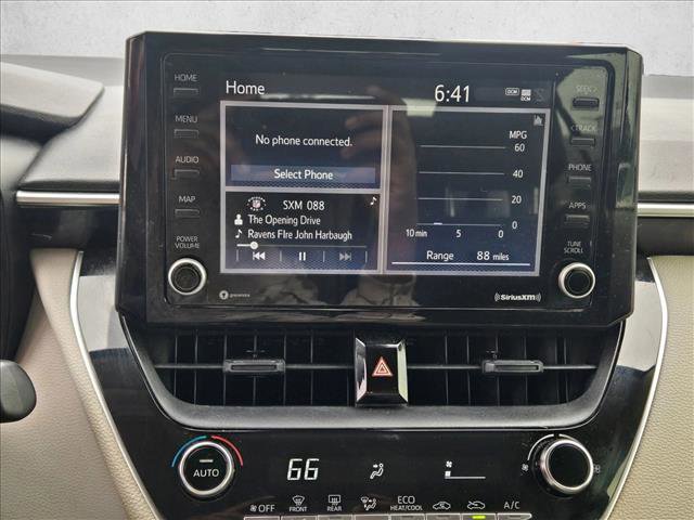 Used 2022 Toyota Corolla LE image 11