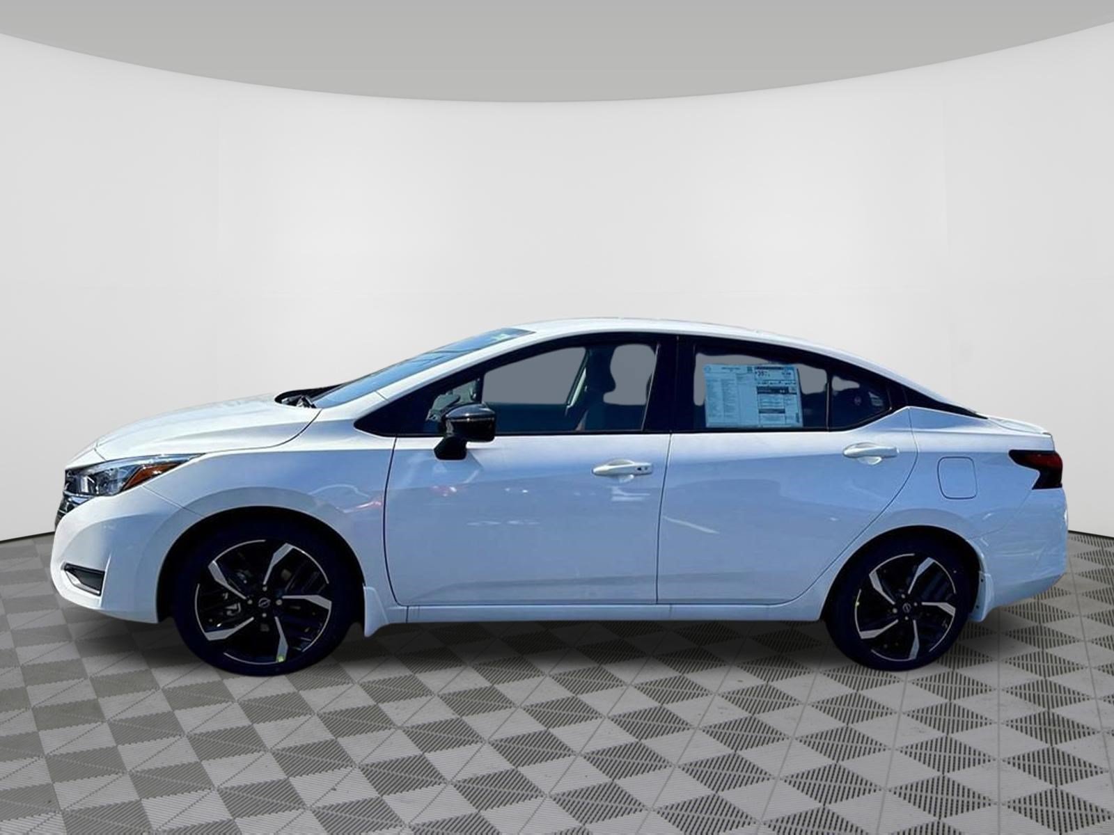 Certified 2025 Nissan Versa SR w/ Trunk Package FWD image 15