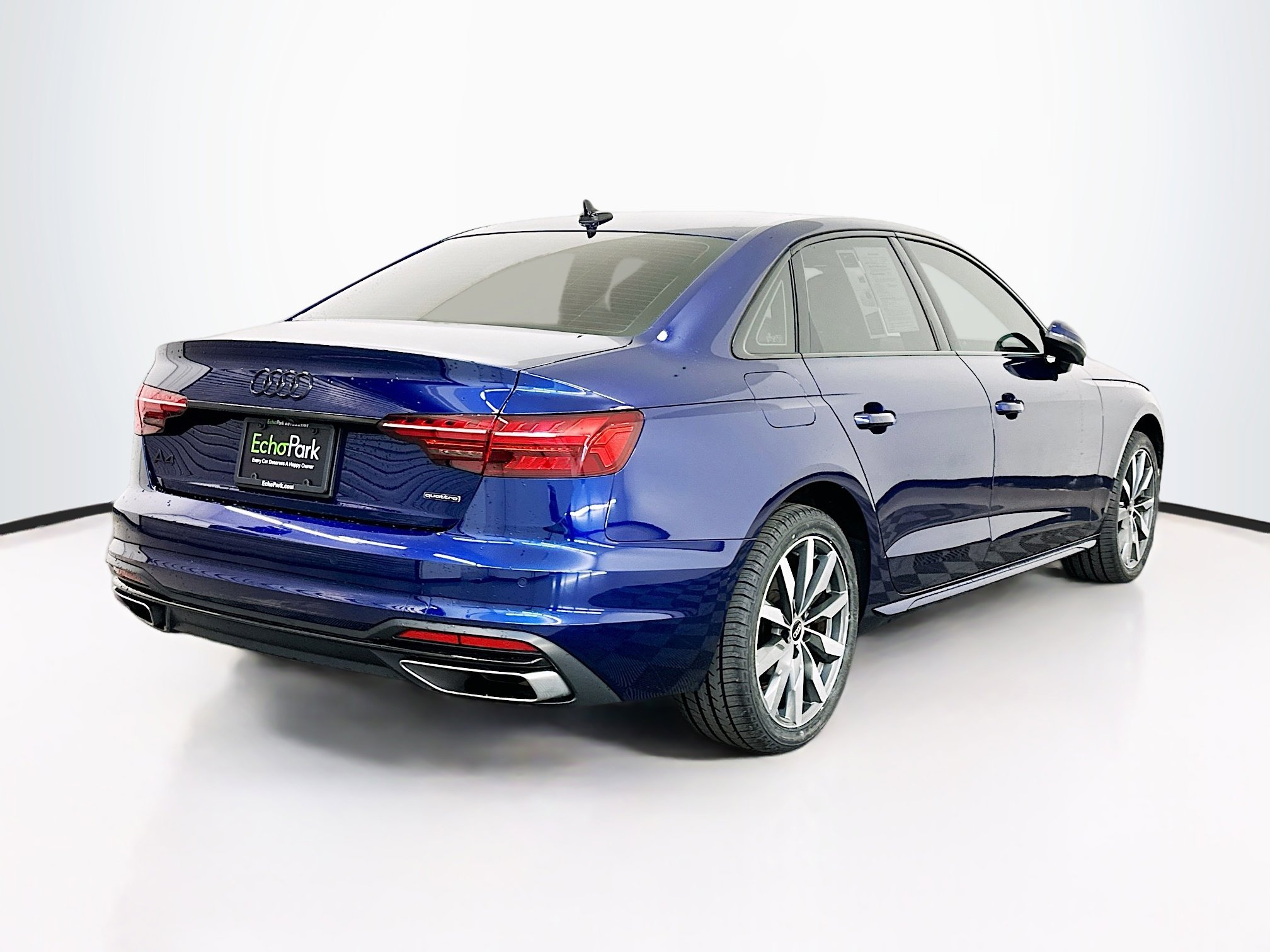 Used 2022 Audi A4 2.0T Premium Plus w/ Premium Plus Package image 9