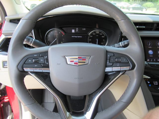 Used 2020 Cadillac XT6 Premium Luxury FWD image 22