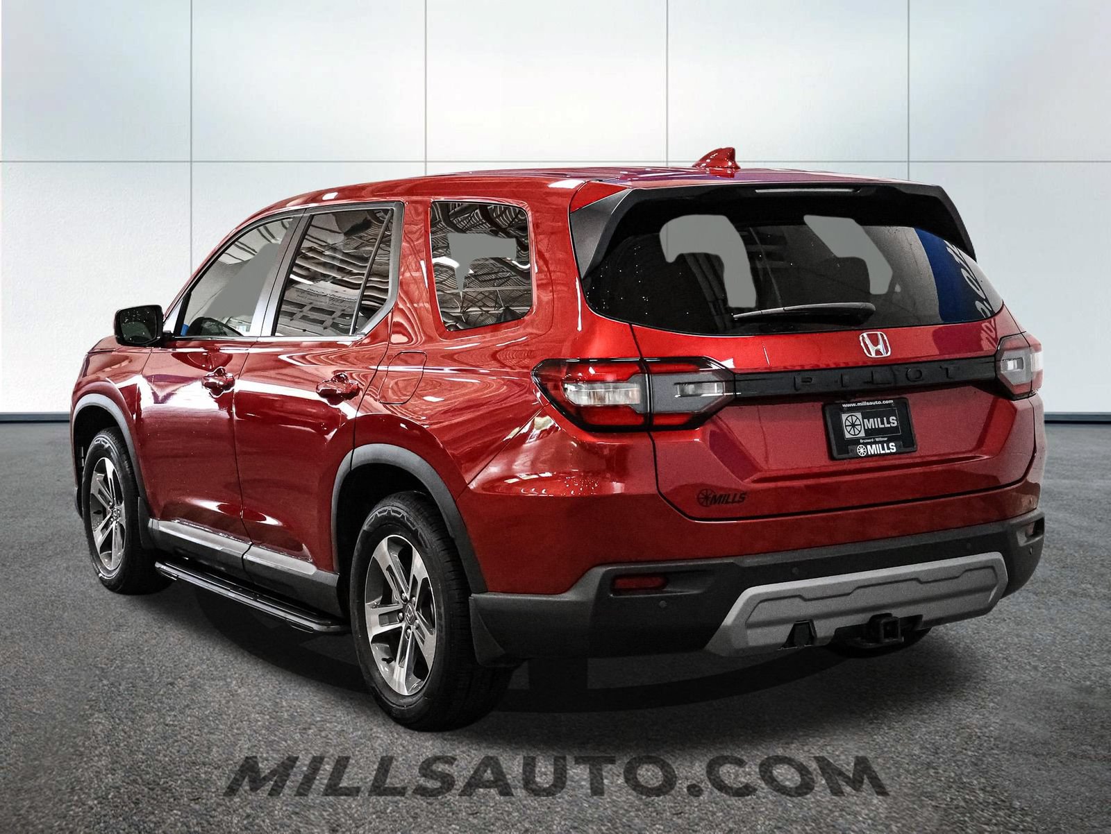 Used 2025 Honda Pilot EX-L image 5