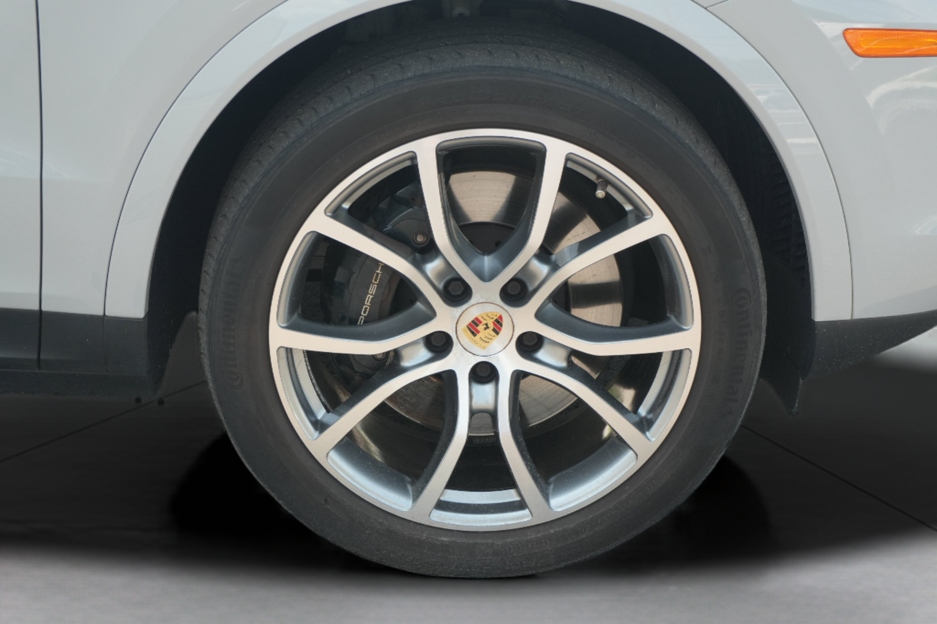Used 2022 Porsche Cayenne S AWD/4WD image 46