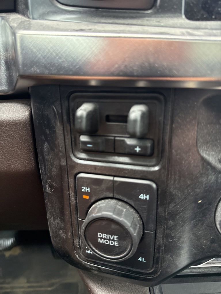 Used 2024 Ford F350 King Ranch AWD/4WD image 27