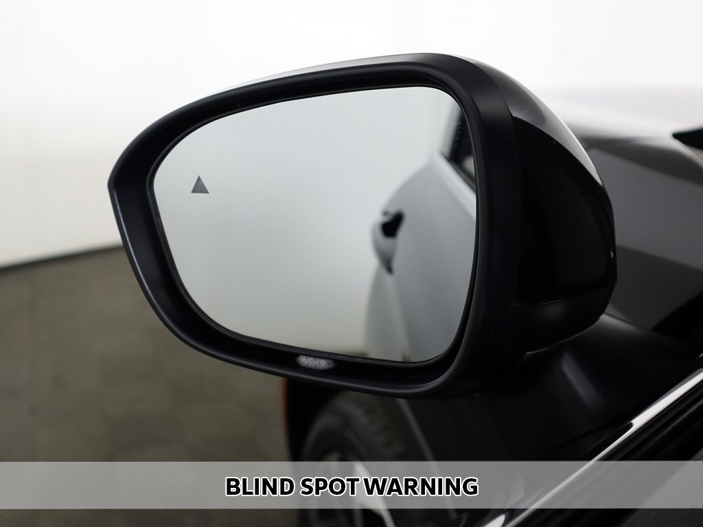 New 2025 Mitsubishi Outlander SEL image 9