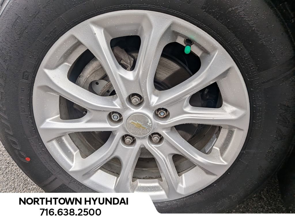 Used 2018 Chevrolet Equinox LT image 40