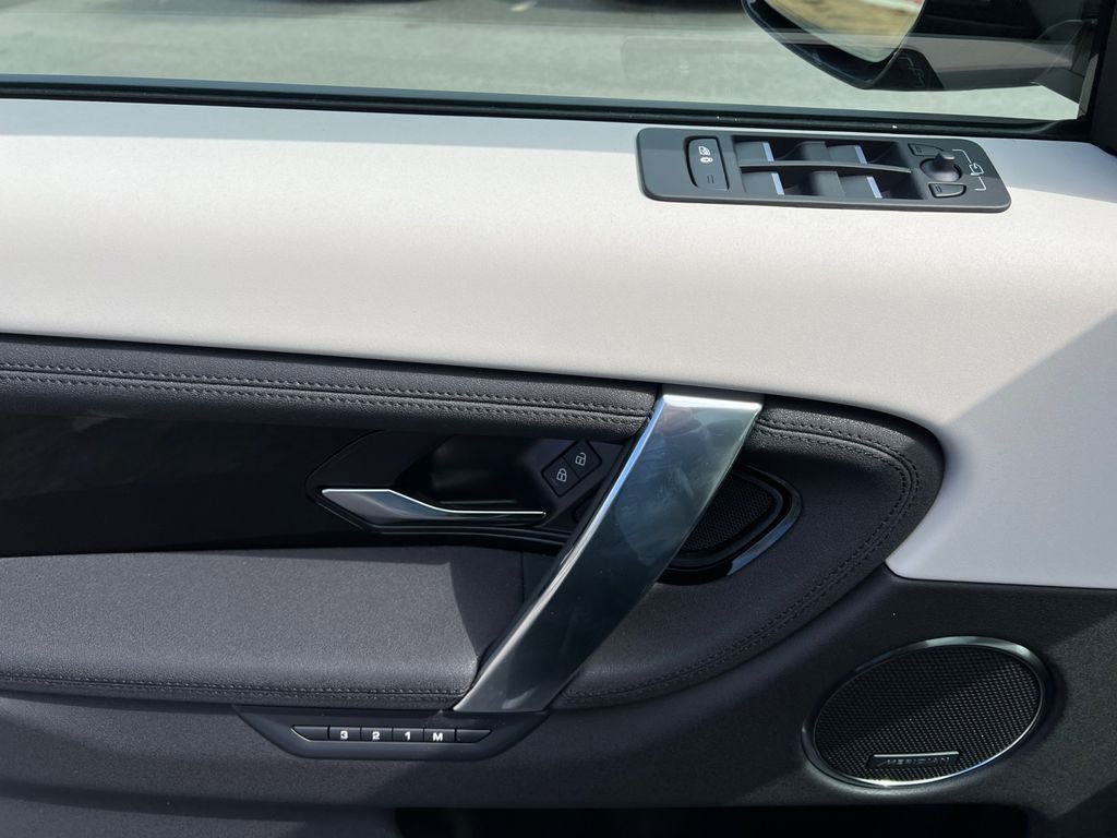 New 2025 Land Rover Discovery Sport S image 14