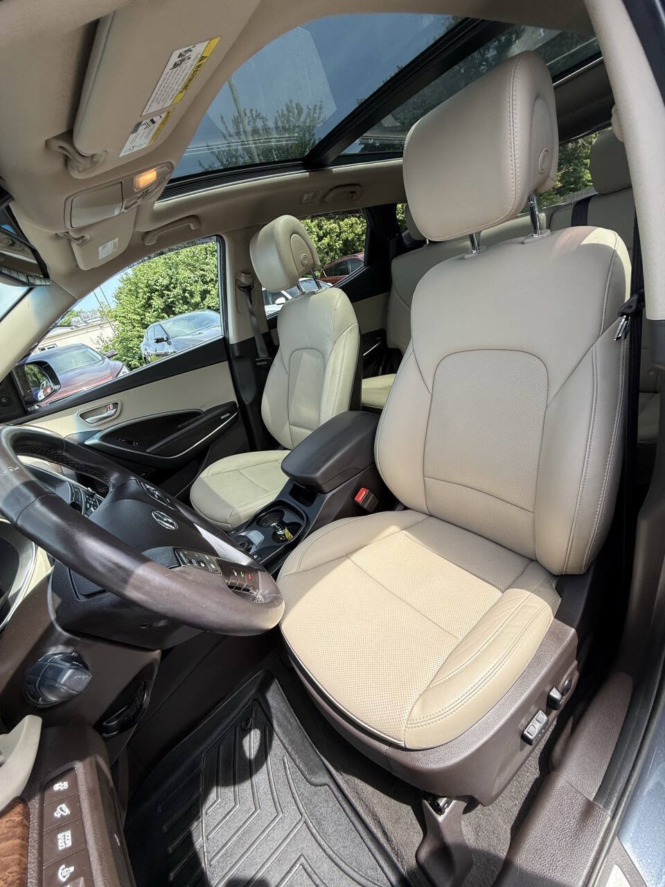 Used 2018 Hyundai Santa Fe Sport w/ Cargo Package FWD image 15