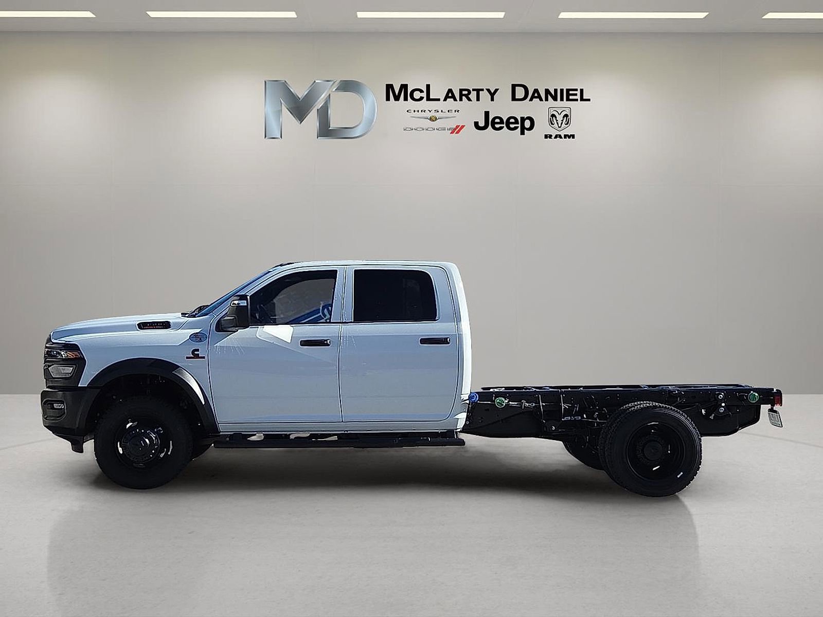 New 2026 RAM 4500 Tradesman AWD/4WD video 3