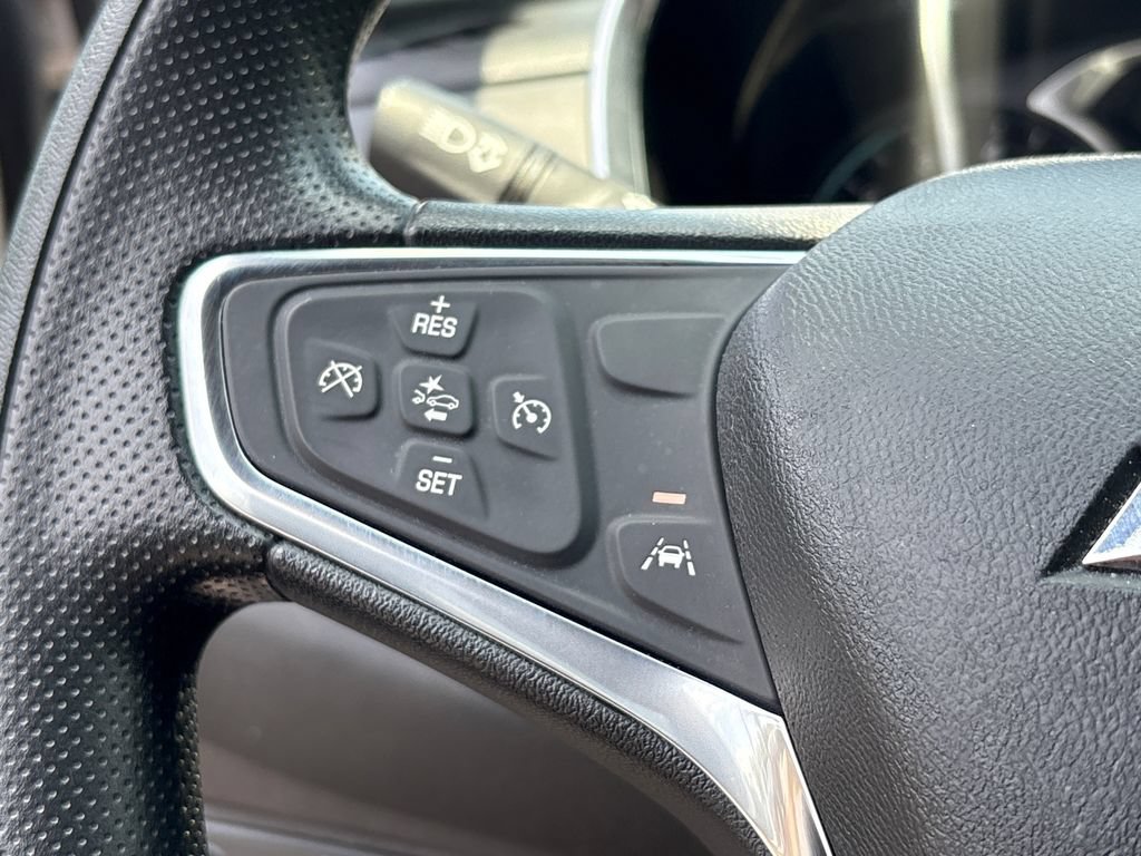 Used 2021 Chevrolet Equinox LT FWD image 10