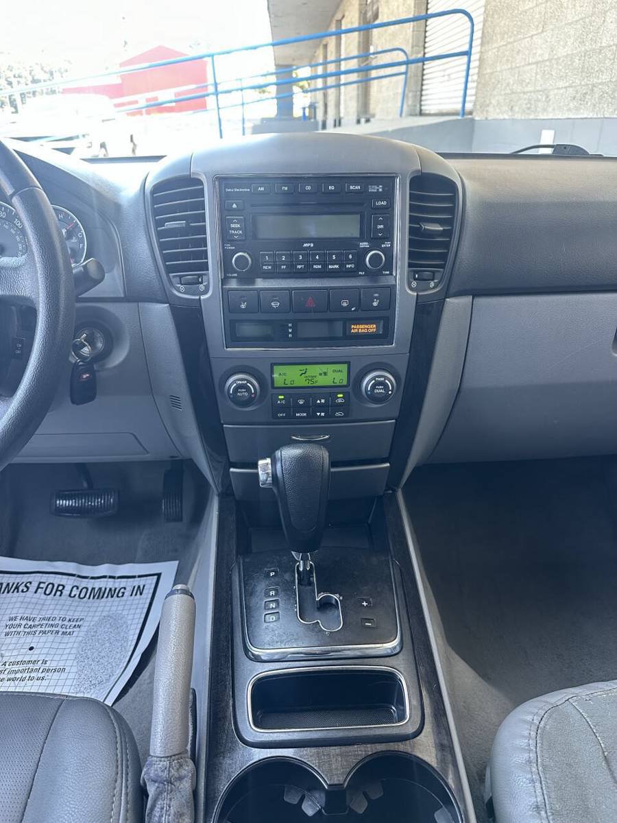 Used 2007 Kia Sorento EX w/ Luxury Pkg RWD image 13