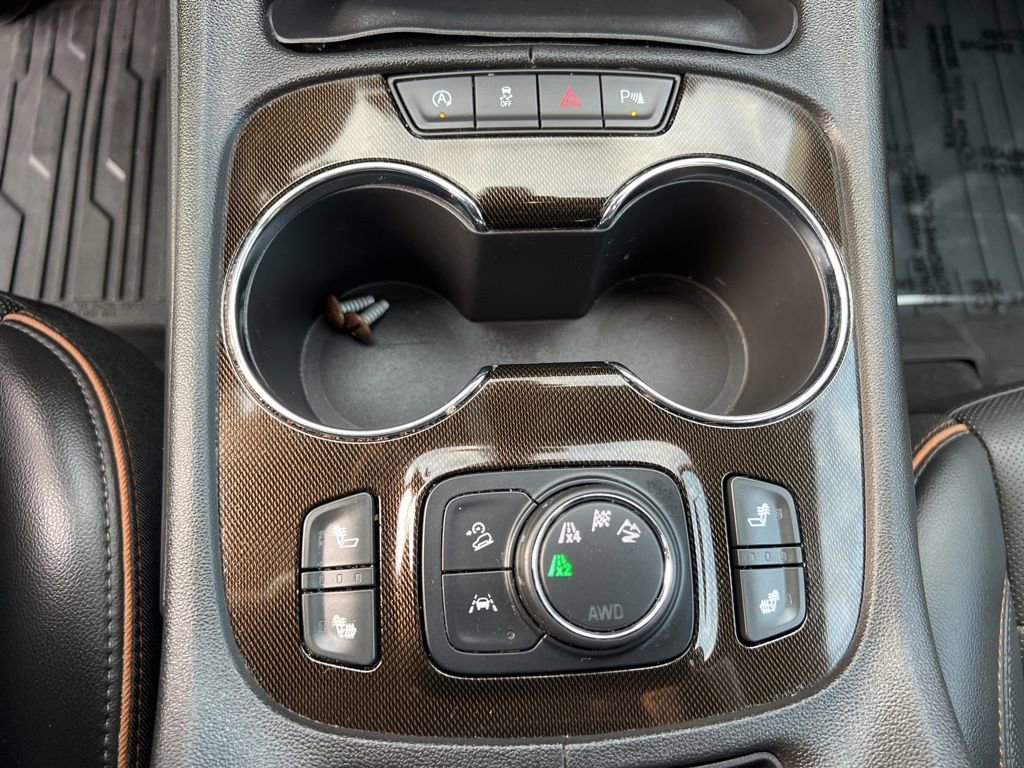 Certified 2022 GMC Acadia AT4 image 18