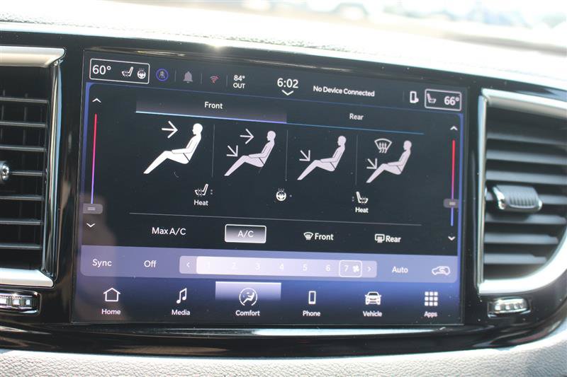 Used 2025 Chrysler Pacifica Select FWD image 20