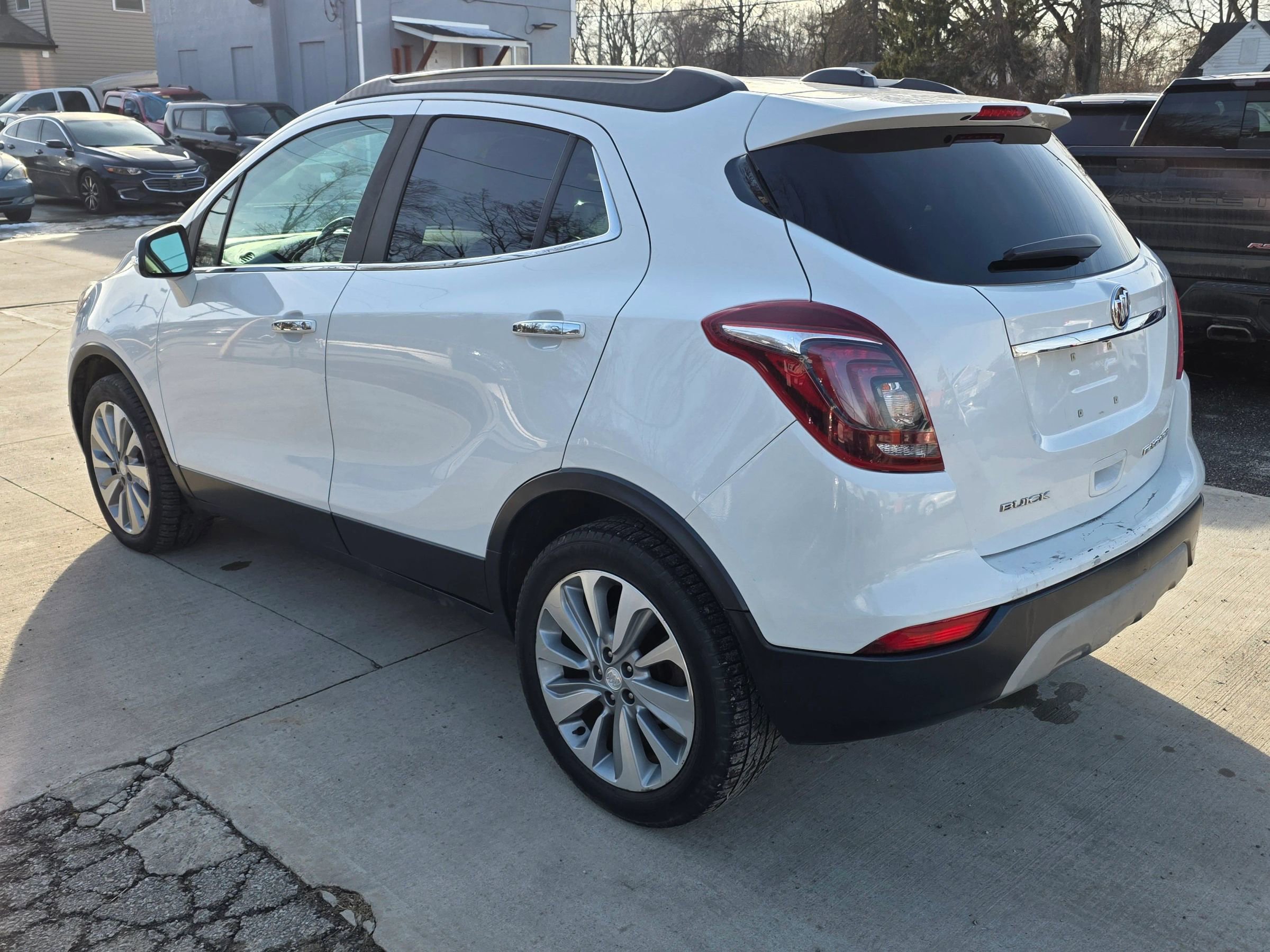 Used 2018 Buick Encore Preferred image 6