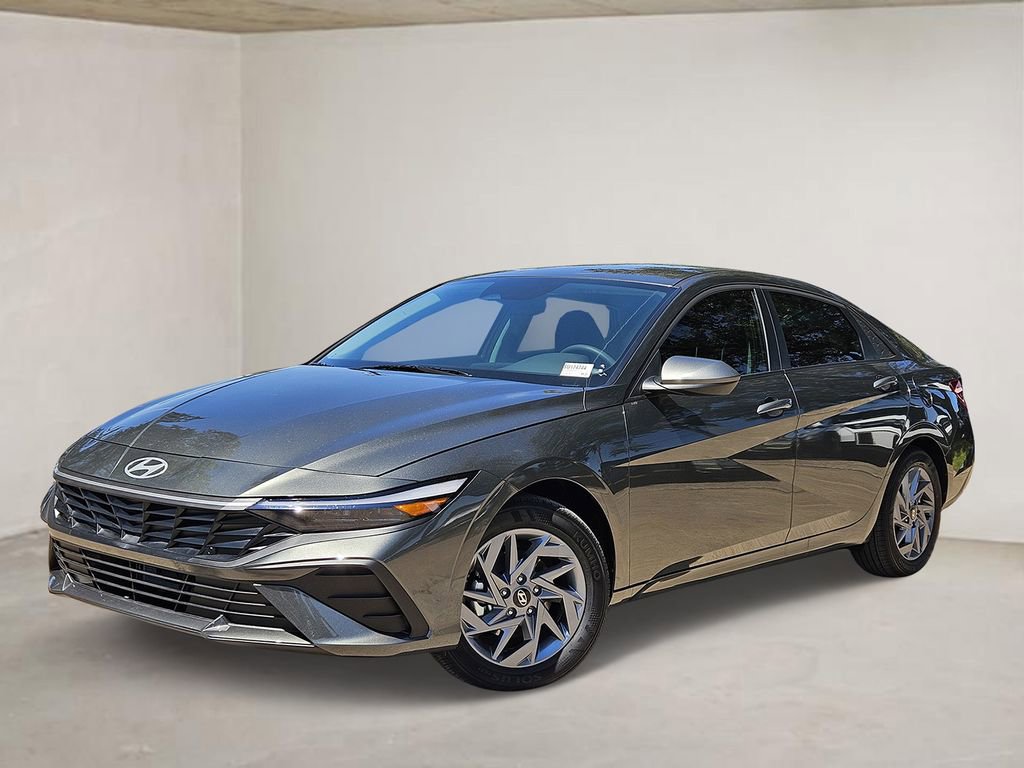 New 2025 Hyundai Elantra Blue