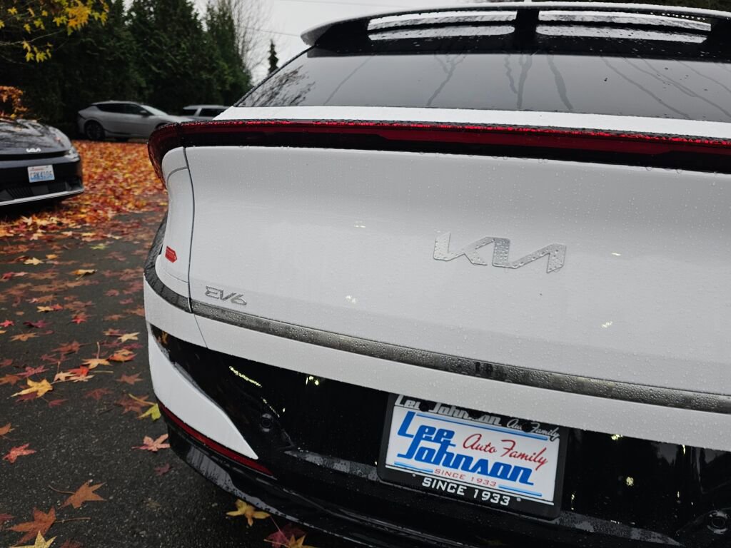 New 2025 Kia EV6 Wind AWD/4WD image 24