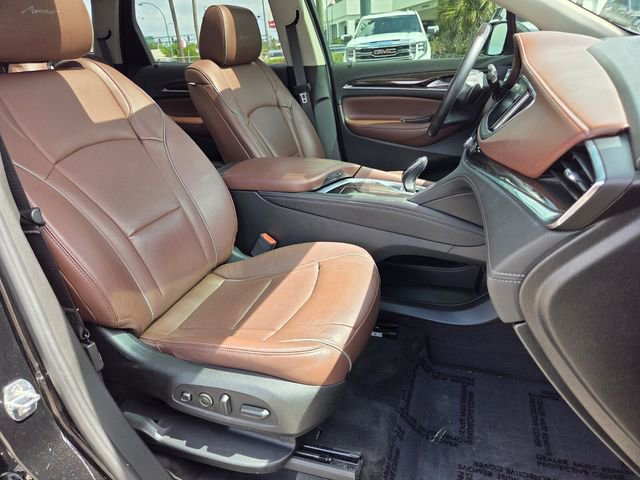 Used 2020 Buick Enclave Avenir w/ Avenir Technology Package FWD image 16