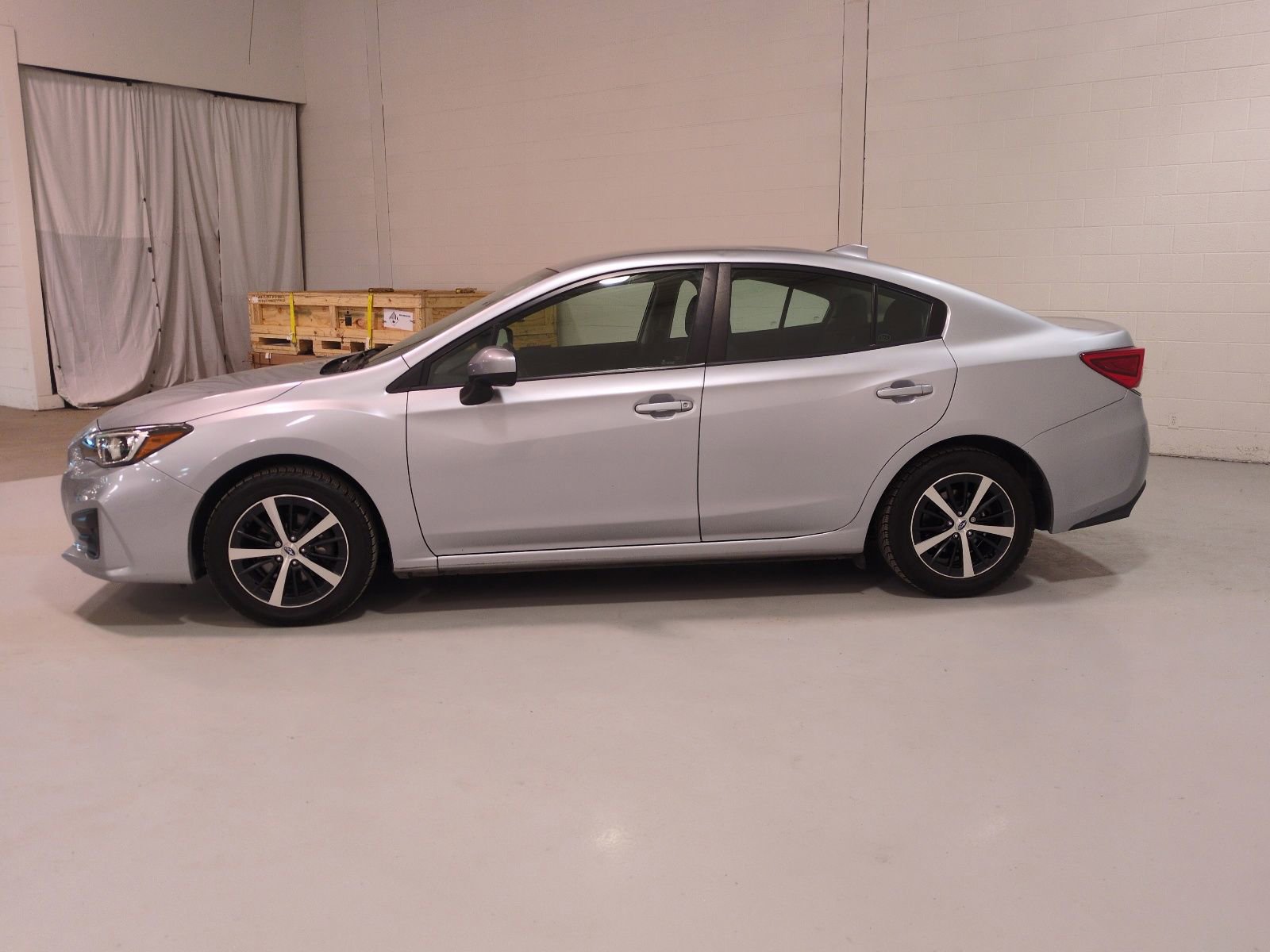 Used 2019 Subaru Impreza 2.0i Premium AWD/4WD image 6