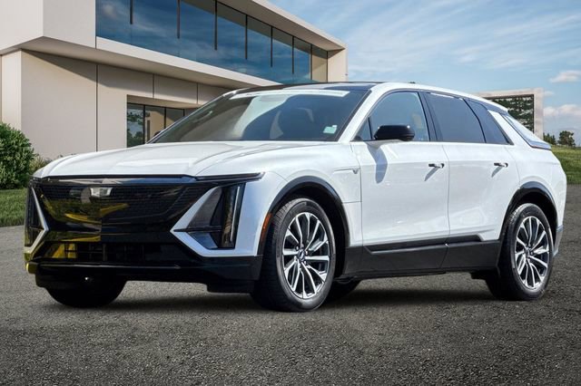 Certified 2024 Cadillac Lyriq Sport AWD/4WD image 8
