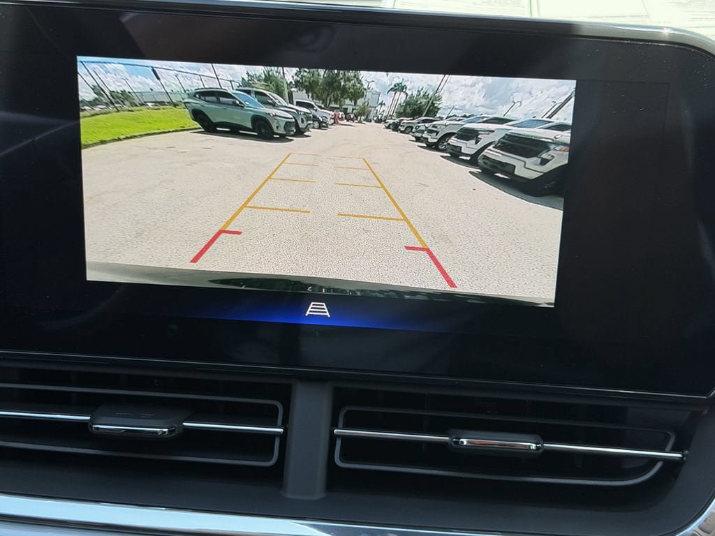 New 2026 Chevrolet Trax LT w/ Driver Confidence Package FWD image 24
