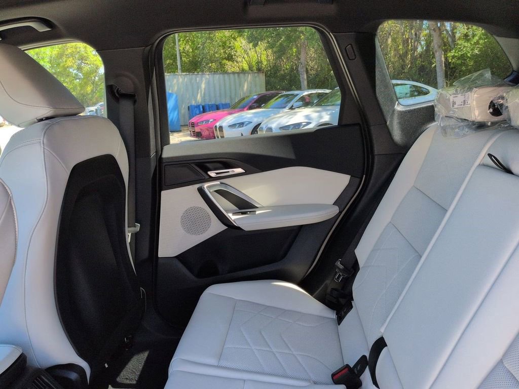 New 2026 BMW X1 xDrive28i image 14