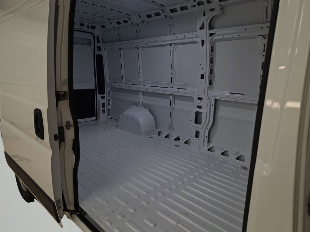 New 2026 RAM ProMaster 3500 w/ Convenience Group FWD image 16