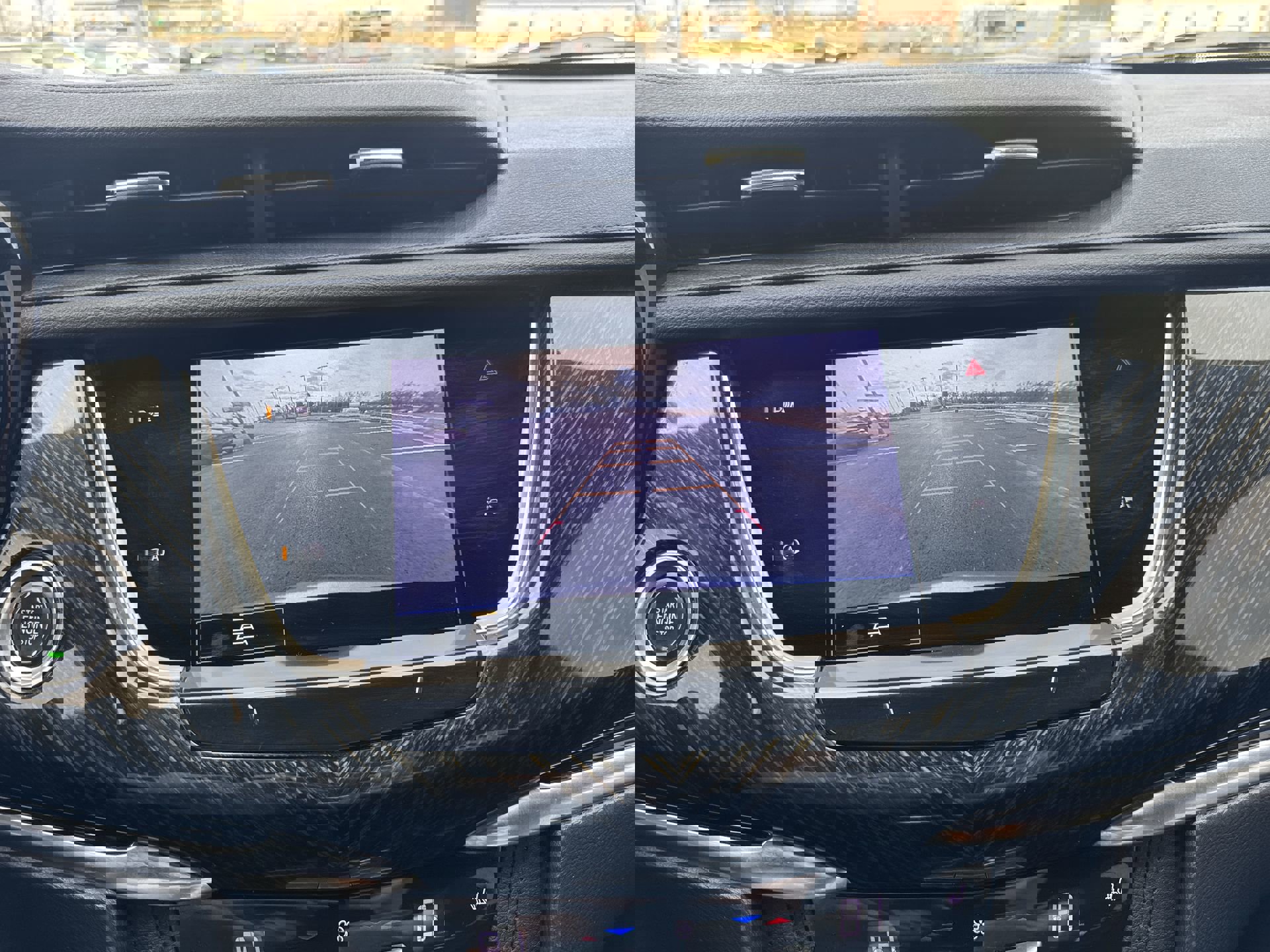 Certified 2022 Cadillac XT6 Premium Luxury image 17