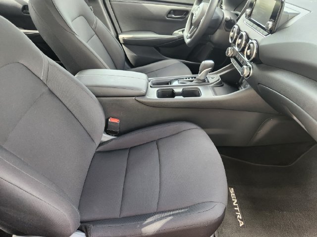 Used 2024 Nissan Sentra S FWD image 13