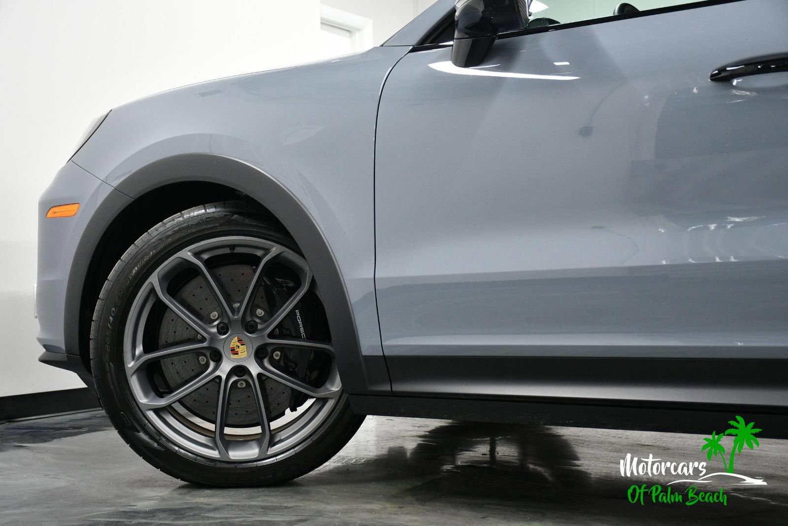 Used 2024 Porsche Cayenne Turbo GT image 6