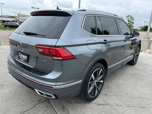 Used 2022 Volkswagen Tiguan SEL R-Line AWD/4WD image 8