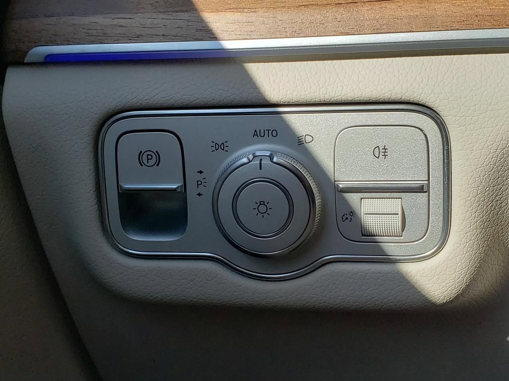 Used 2023 Mercedes-Benz GLE 350 4MATIC image 28