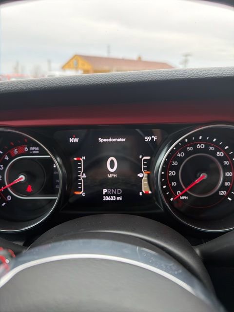 Used 2022 Jeep Wrangler Unlimited Rubicon w/ Cold Weather Group image 32