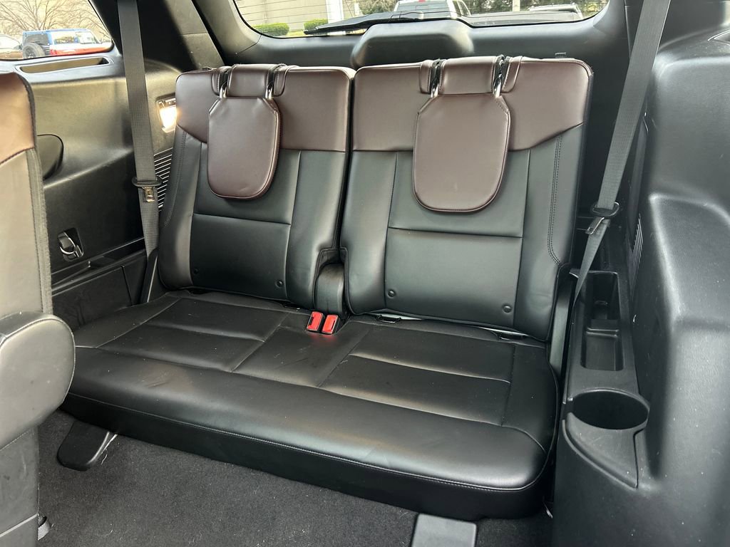 Used 2022 Ford Explorer Platinum w/ Equipment Group 601A image 30